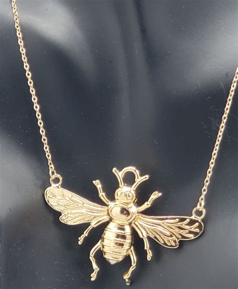 bumble bee necklace gucci|designer bee necklace gucci.